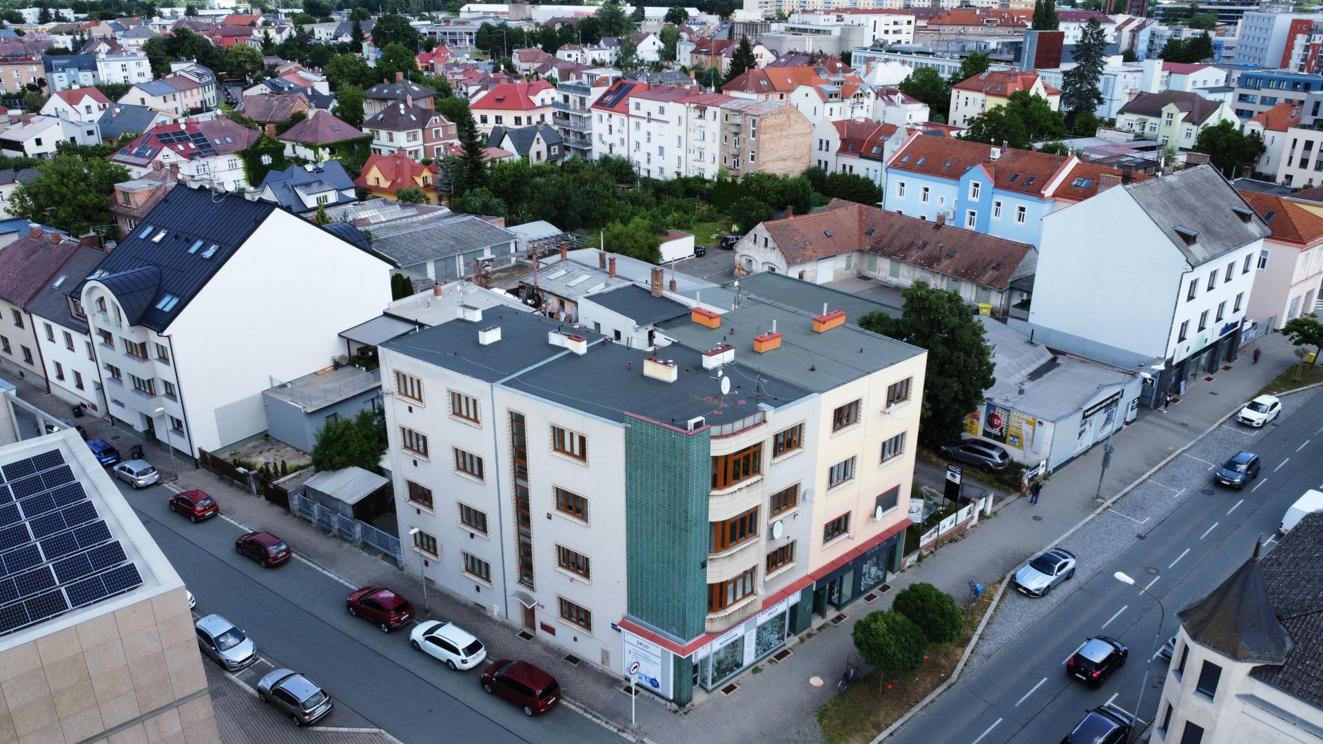 Byt 3+kk (63m2) po rekonstrukci v centru HK - Bozděchova ul. - titulní obrázek